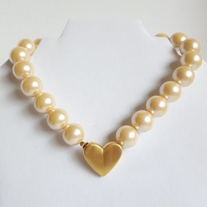 GIVENCHY Vintage Pearl Heart Chunky Necklace